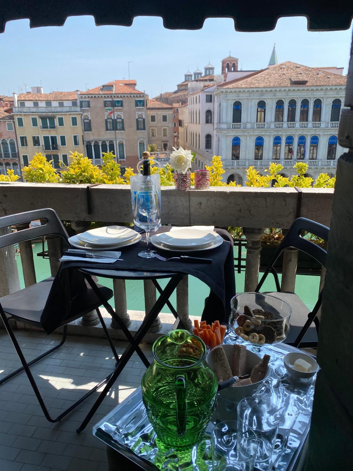 Rialto Terrace On The Grand Canal Venedig Eksteriør billede
